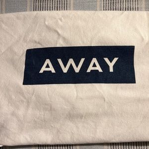 Away dust/laundry bags